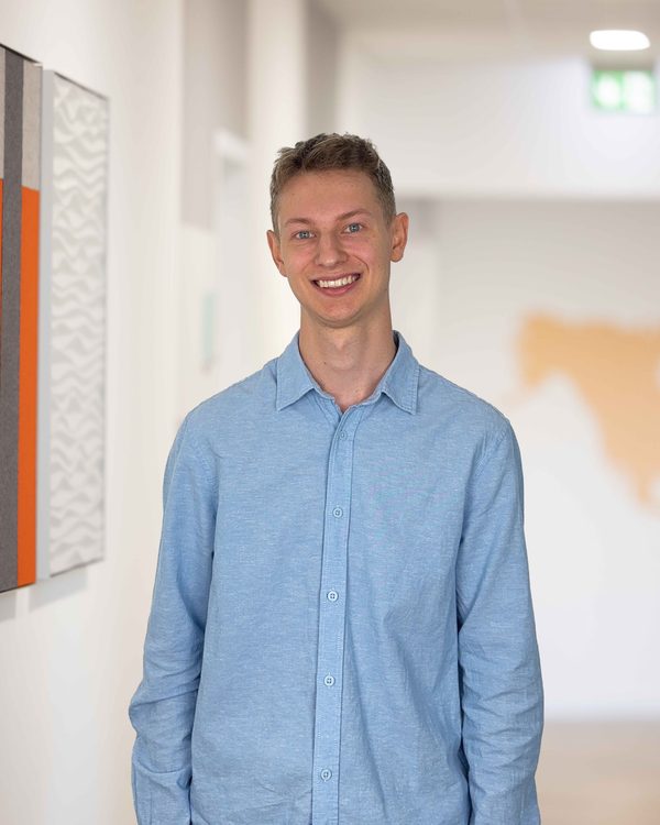 Julius Rulfs, Auszubildender IT-Systemadministrator