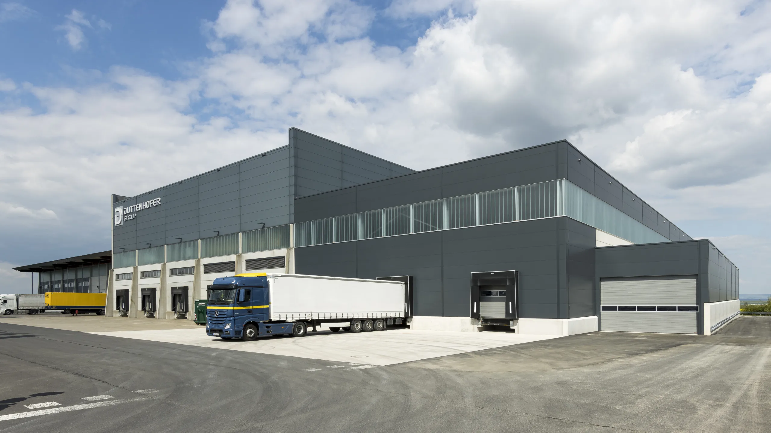 Duttenhofer Gruppe 1 Anwenderbericht der menten GmbH: Duttenhofer Gruppe